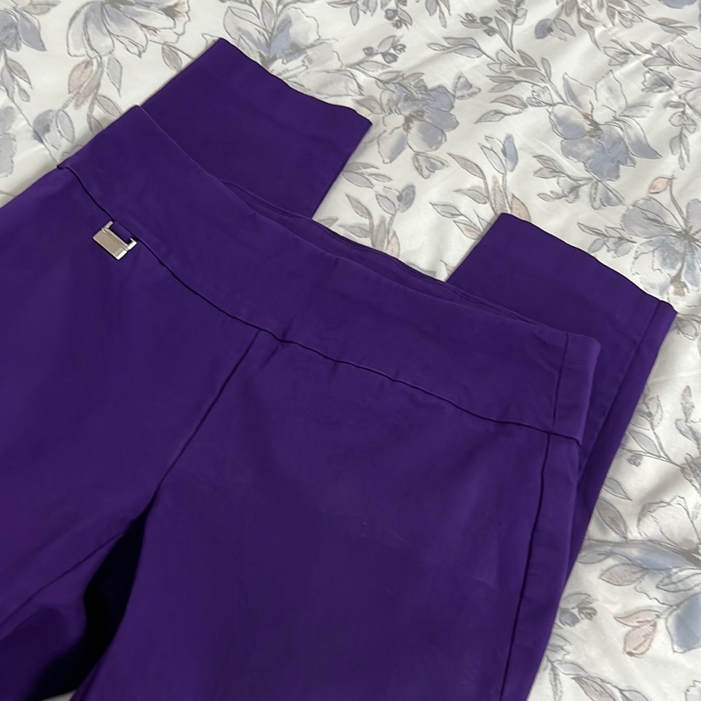 Yes, purple.. super cute though